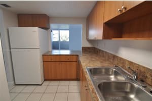 10090 NW 80th Ct APT 1447, Miami Lakes, FL 33016, Sold 06/20/25