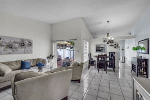19783 NW 64th Pl, Hialeah, FL 33015, Sold 07/21/25