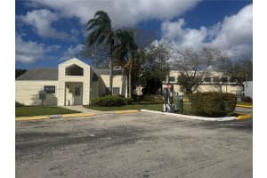 3425 Nw 44th St 106, Oakland Park