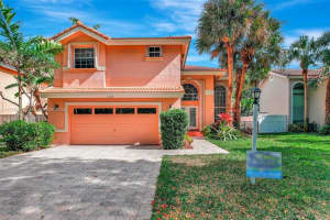 11079 Helena Dr, Hollywood, FL 33026, Sold 04/29/25