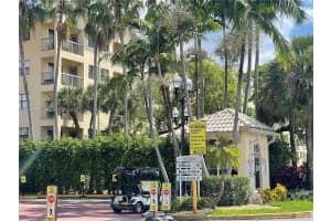 8225 Lake Dr 502, Doral, FL 33166 - MLS#A11746003