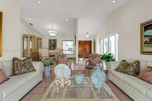 10475 SW 22nd St, Miami, FL 33165, Sold 05/16/25