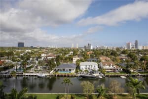 3600 Yacht Club Dr 902, Aventura