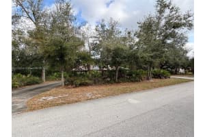 3737 Country Oaks Ln, Lake Wales, FL 33898, Sold 05/05/25