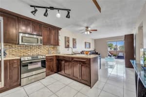 685 Miller Dr, Miami Springs, FL 33166, Sold 03/31/25