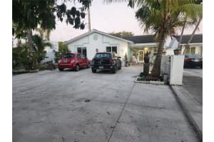 881 Sw 137th Ct, Miami