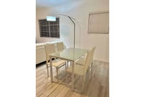 1560 Meridian Ave 207 Miami Beach, FL 33139 - MLS#A11746401