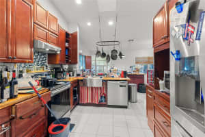 3876 Summer Chase Ct, Wellington, FL 33467, Sold 04/09/25