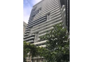 121 Ne 34th St 1906a, Miami