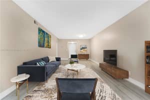 400 Leslie Dr 603 Hallandale Beach, FL 33009 - MLS#A11746633