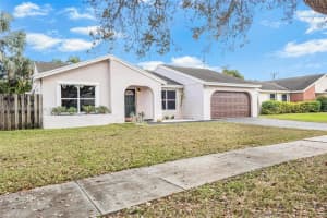 5210 SW 115th Ave, Cooper City, FL 33330 - MLS#A11746665