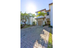 24884 SW 107th Ct, Homestead, FL 33032, Sold 04/18/25
