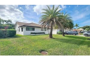 15860 Surrey Cir, Davie, FL 33331, Sold 04/16/25