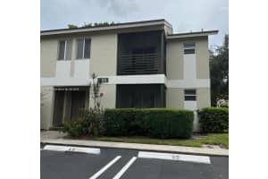 105 Gardens Dr 104, Pompano Beach