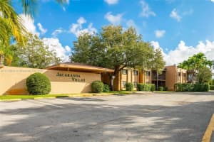8901 N New River Canal Rd 14w, Plantation