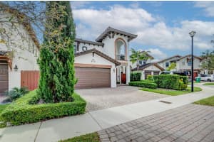 10250 NW 86th St, Doral, FL 33178, Sold 06/12/25