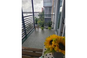 1075 Ne Miami Gardens Dr 708, Miami