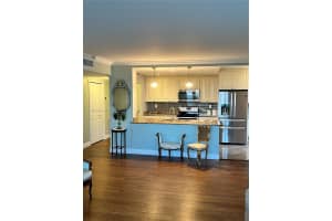 4350 Hillcrest Dr APT 800, Hollywood, FL 33021, Sold 08/04/25