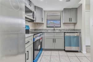 6020 Shaker Wood Cir APT 205, Tamarac, FL 33319, - MLS#A11747087