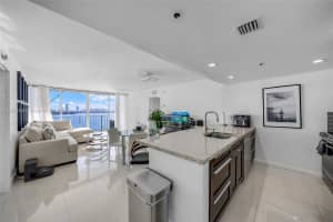 7601 E Treasure Dr APT 1119, North Bay Village, FL 33141, Sold 08/19/25