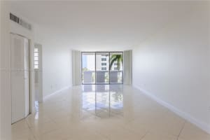 800 West Ave, Miami Beach, FL 33139, Sold 04/04/25