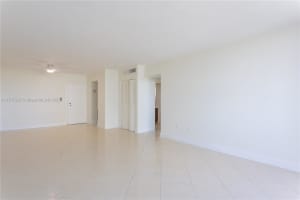 800 West Ave, Miami Beach, FL 33139, Sold 04/04/25