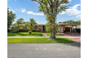 9460 SW 53rd St, Miami, FL 33165, Sold 05/30/25