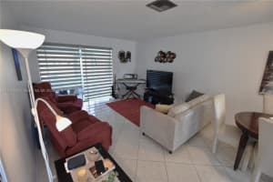 2520 Dudley Dr W, West Palm Beach, FL 33415, Sold 04/23/25