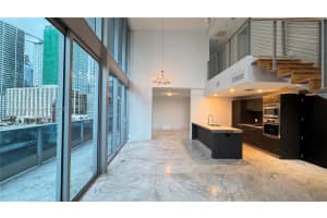 Epic Tower, 200 Biscayne Blvd Way, Miami, FL 33131, Sold 04/02/25