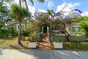8900 NE 4th Ave, El Portal, FL 33138, Sold 05/14/25