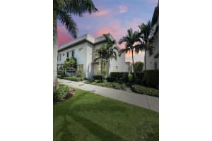 10441 Nw 66th St 10441, Doral