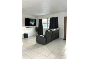 16721 NW 73rd Ave, Hialeah, FL 33015, Sold 04/16/25
