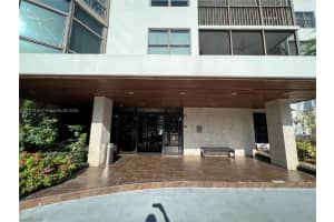 3375 N Country Club Dr APT 109, Aventura, FL 33180, - MLS#A11747618