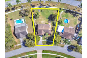 740 S Wind Cir, Sunrise, FL 33326, Sold 04/21/25