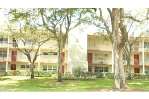 200 SW 132nd Way, Pembroke Pines, FL 33027, Sold 05/01/25