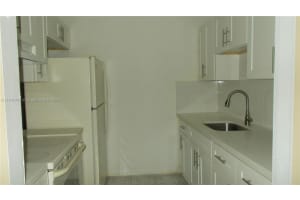 200 SW 132nd Way, Pembroke Pines, FL 33027, Sold 05/01/25