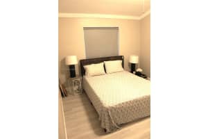 9454 Sw 166th Ct, Miami
