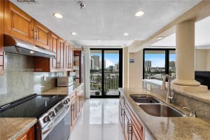 210 174th St, Sunny Isles Beach, FL 33160, Sold 06/09/25