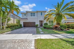 4424 E Whitewater Ave, Weston, FL 33332 - MLS#A11747919