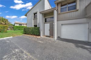 10661 Sw 113th Pl 94c, Miami
