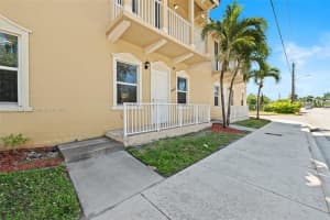 24667 SW 117th Ave, Princeton, FL 33032, Sold 07/07/25