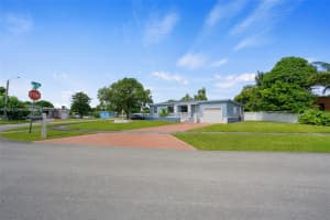 951 NW 148th St, Miami, FL 33168, Sold 05/19/25