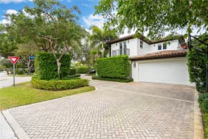 5891 SW 84th St, Miami, FL 33143, Sold 08/22/25