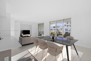 1150 101st St Apartment 402, Bay Harbor Islands, FL 33154, - MLS#A11748048