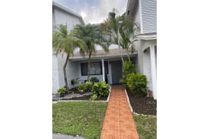 290 NW 106th Ave #0, Pembroke Pines, FL 33026, Sold 04/15/25