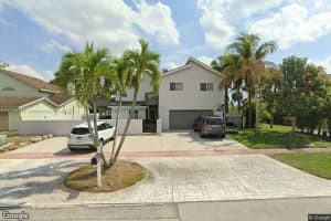 720 Mockingbird Ln, Plantation, FL 33324, Sold 04/29/25