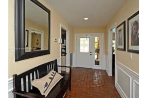 720 Mockingbird Ln, Plantation, FL 33324, Sold 04/29/25
