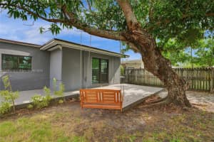 7548 Adventure Ave, North Bay Village, FL 33141, Sold 06/18/25
