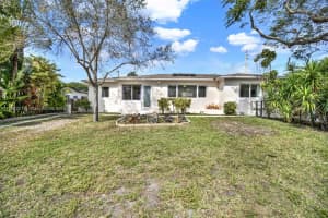 5701 Sw 50th Ter, Miami