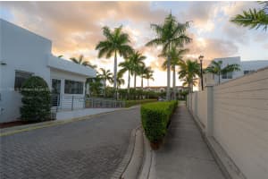 7250 NW 103rd Path, Doral, FL 33178, Sold 05/09/25